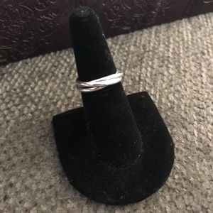 Interlocking 3 band ring